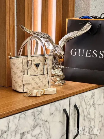 дамски чанти guess , снимка 3 - Чанти - 46996474