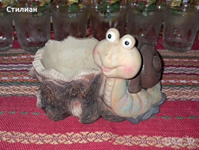 Матрьошка, метална касичка и други, снимка 2 - Антикварни и старинни предмети - 54101811