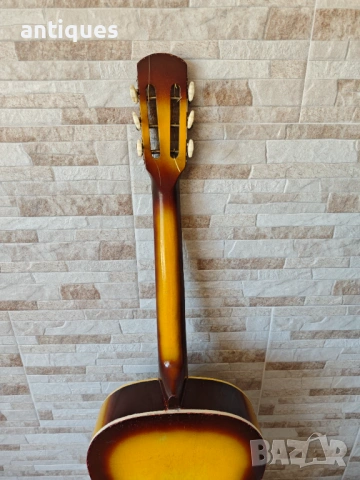 Класическа акустична китара от соц-а - КРЕМОНА, снимка 5 - Китари - 54252692