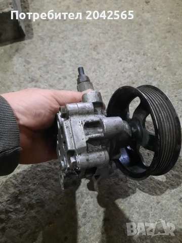 Хидравлична помпа Toyota HI Lux 2.4 D, снимка 3 - Части - 53168693