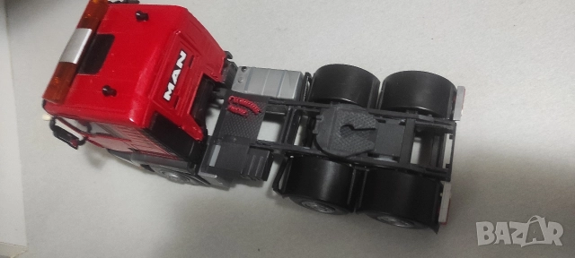 Камион MAN tga 1:24, снимка 8 - Колекции - 52899006