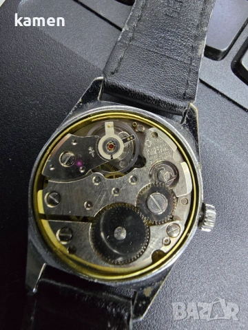 Винтидж немски часовник KIENZLE - швейцарски механизъм - нова черна каишка - дата, снимка 6 - Антикварни и старинни предмети - 53659281