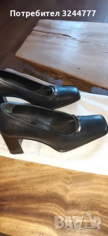 Черни италиански кожени обувки на висок ток, снимка 2 - Дамски обувки на ток - 45685686