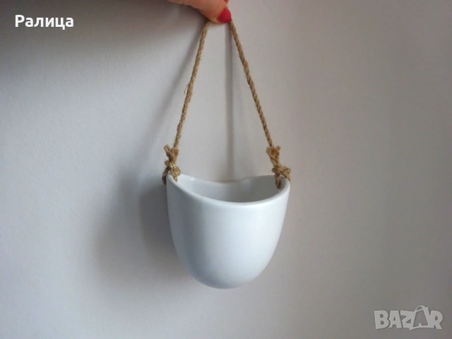 Нова бяла ваза за стена, снимка 2 - Вази - 53057285