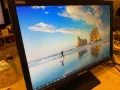 Монитор LENOVO 19” Като чисто нов!, снимка 2