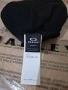 Чисто нови зимни шапки Oakley , снимка 3