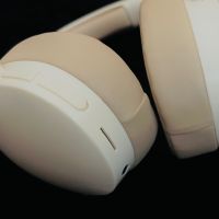 Безжични слушалки, снимка 6 - Слушалки и портативни колонки - 45493988