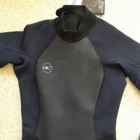 O'Neil Неопренов костюм, М-размер , снимка 4 - Водни спортове - 46111501