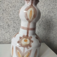 Керамична ваза от 60'те год, снимка 1 - Вази - 45011617