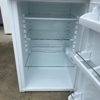 Малък хладилник Либхер, снимка 2 - Хладилници - 45782467