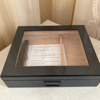 Хумидор кутия за пури с карбоново покритие, снимка 3 - Табакери - 38252604