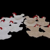 Ръчно плетени на една кука кокошчици, снимка 1 - Декорация за дома - 45154939