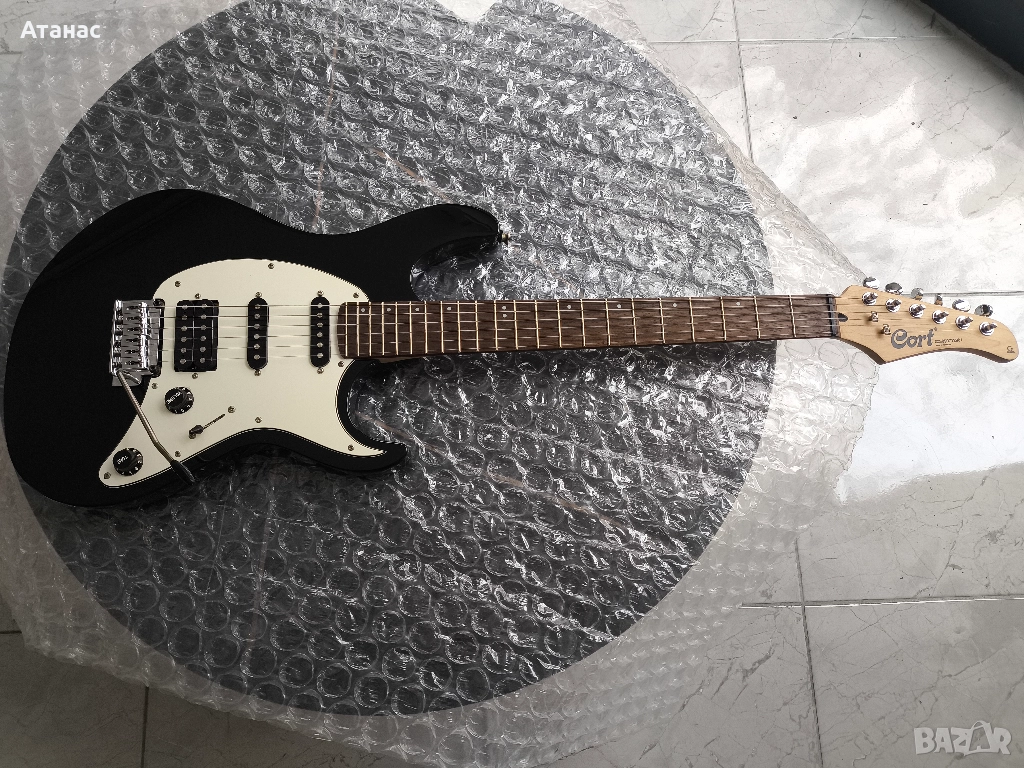 Електрическа китара Cort G210 Индонезия, снимка 1