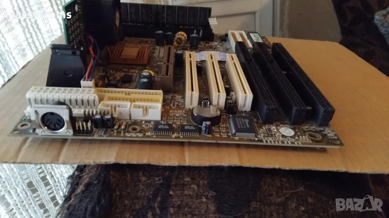 Дънна платка Soltek SL-61D Slot 1 CPU+RAM, снимка 1