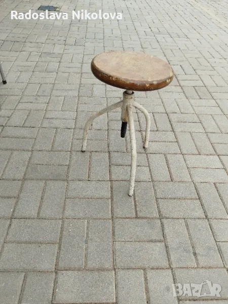 Винтов стол от соца , снимка 1