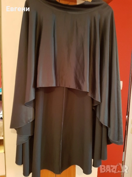 Дамска пола, снимка 1