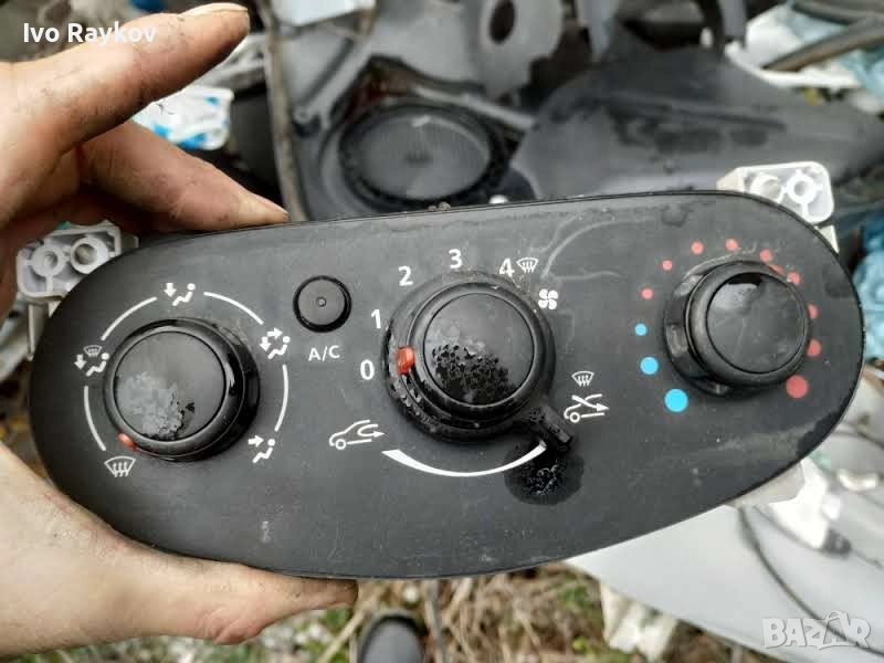 Панел климатик Dacia Lodgy (2012-2021г.) , 5P3743000 , снимка 1