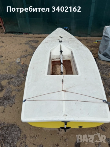 Ветроходна лодка Лазер