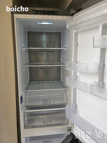 Хладилник Samsung с фризер с 3 чекмеджета Twin Cooling , снимка 2 - Хладилници - 44991255