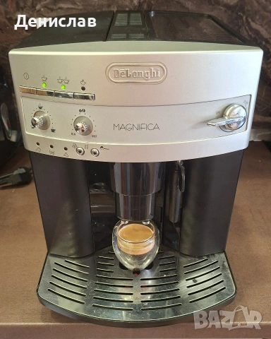 Кафеавтомат/Кафемашина Delonghi Magnifica 