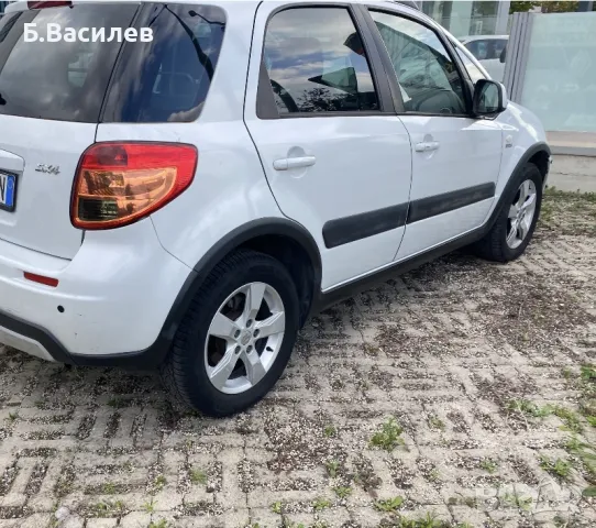 Suzuki SX4 2.0 DDiS 2012, снимка 4 - Автомобили и джипове - 48104388