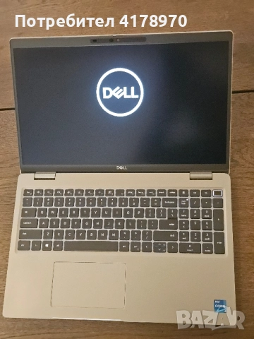 Лаптоп Dell Latitude 5520 i5-1135G7 16GB 256GB 15.6" UHD