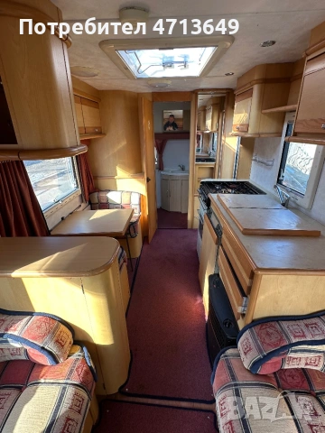 Туристическа каравана, снимка 5 - Каравани и кемпери - 54283419