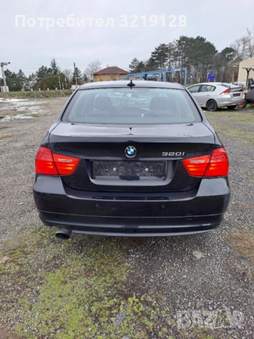 BMW 320i Седан, снимка 4 - Автомобили и джипове - 53364817