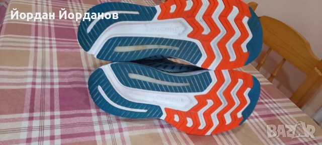 Маратонки Saucony 45 номер , снимка 10 - Маратонки - 53883168