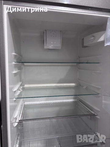 Хладилник с фризер Еlektrolux, снимка 7 - Хладилници - 53929690