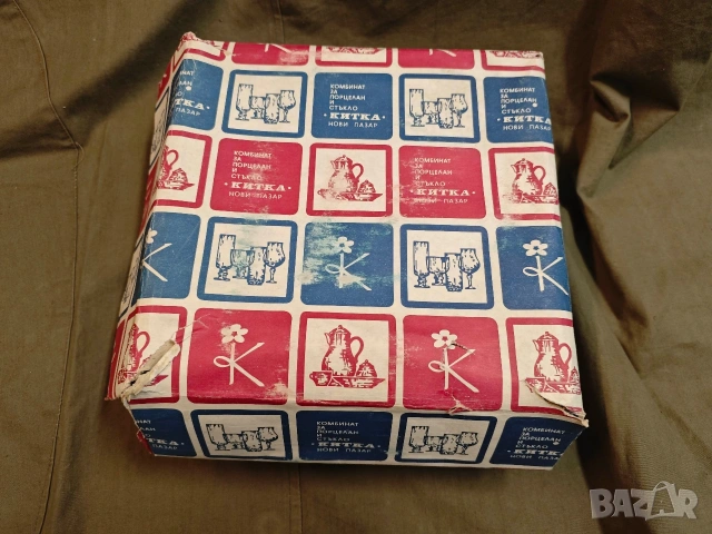 Продавам ваза на " Китка " Нови пазар , снимка 7 - Вази - 53306609