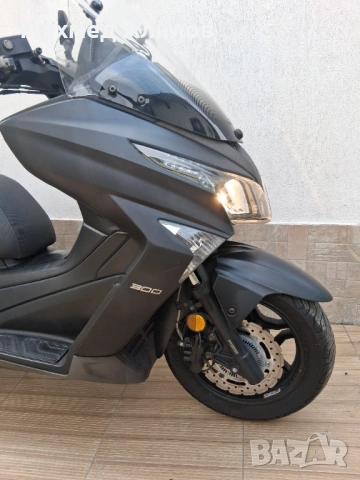 Kymco X-Town 300, снимка 5 - Мотоциклети и мототехника - 53506844