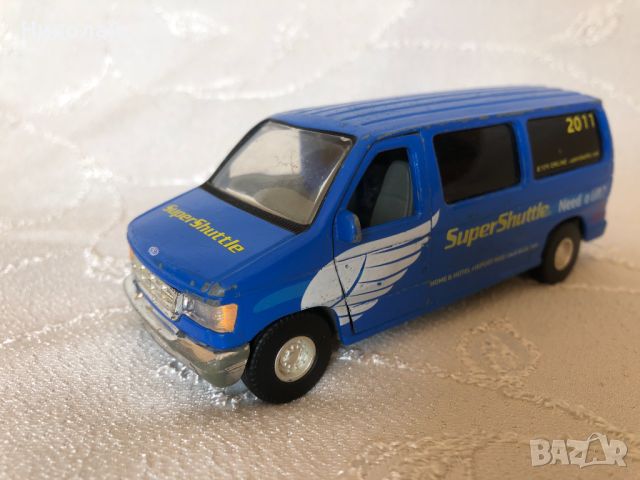 Рядък метален модел Ford E Series E-350 Cargo Van Super Shuttle, 1:43, 2011г. Tins'Toys, pullback , снимка 4 - Колекции - 45698079