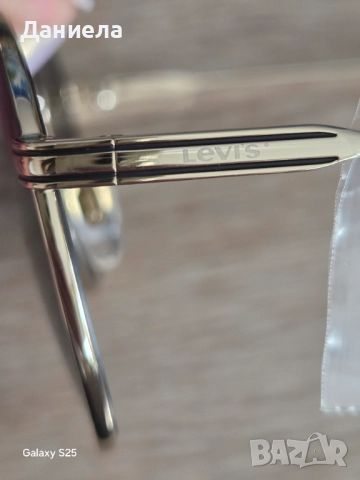 Нови Оригинални Слънчеви очила Levi’s , снимка 2 - Слънчеви и диоптрични очила - 52142139