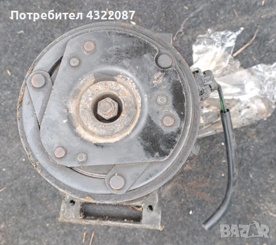 Компресор климатик от Опел Виваро / Opel Vivaro 2.5 CDTI 135 к.с