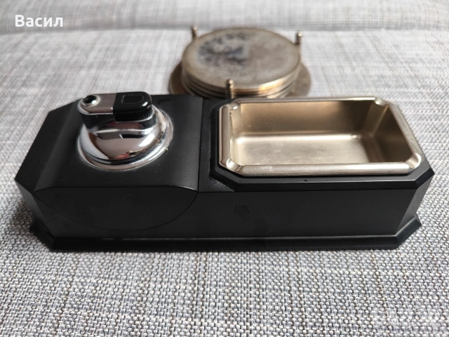 Винтидж настолен комплект за пушачи – Пепелник, Запалка и Гравирана поставка