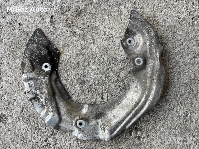 Предпазна пластина спирачен диск БМВ Е90 BMW 