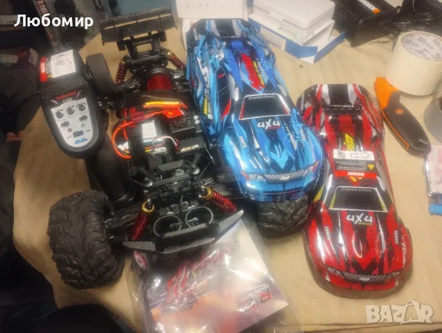 Hosim 1:10 Дистанционно управлявана кола безчеткови RC автомобили Offroad 1/10 4WD, 68+ км

, снимка 4 - Коли, камиони, мотори, писти - 47988138