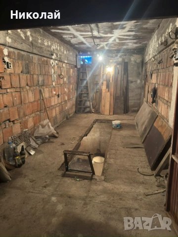 Продава гараж с канал на две нива гр.Велико Търново, снимка 5 - Гаражи и паркоместа - 53378259
