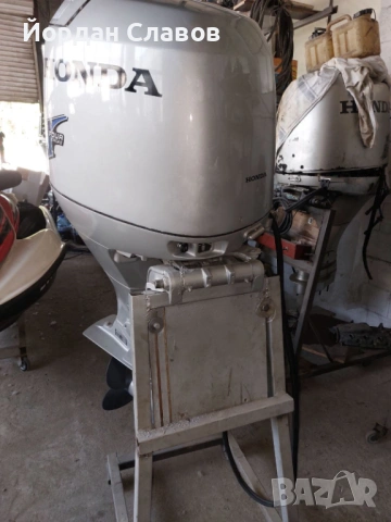 извън бордов мотор хонда 75кс, снимка 2 - Воден транспорт - 53967240