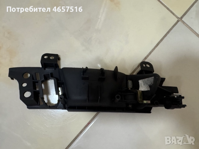 Вътрешна дръжка на предна лява врата на Ауди Audi A3 само за 20лв. 8P4837019D, снимка 2 - Части - 52516335