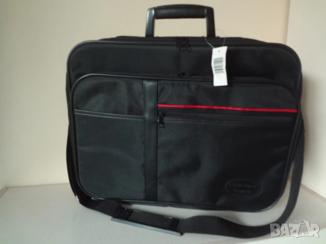 Чисто нова италианска бизнес чанта за лаптоп компютър, снимка 2 - Лаптоп аксесоари - 53078416