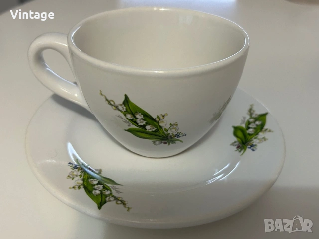 Красив белоснежен порцеланов сервиз с момини сълзи , снимка 7 - Сервизи - 53988972