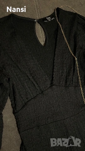 Уникален гащеризон на BERSHKA с актуални широки крачоли, снимка 2 - Гащеризони - 53661087