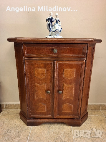 Винтидж скрин, шкаф орех 