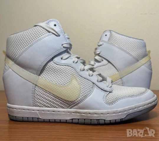 Nike Dunk Sky Hi Essential номер 41 кецове на платформа / маратонки , снимка 1 - Кецове - 54185012