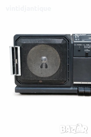 Винтидж радиокасетофон Sharp GF-330. , снимка 5 - Антикварни и старинни предмети - 54056336