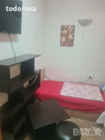 етаж от къща за нощувка за 5 човека ,три стаи,баня,кухня, снимка 5 - Къщи - 53882726