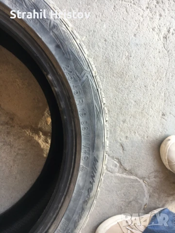 Гуми 225/45/19 2 БР , снимка 5 - Гуми и джанти - 51285144