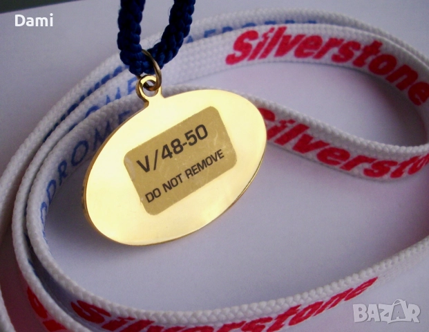 Формула 1 Силвърстоун 2001 бадж-медальон F1, снимка 5 - Фен артикули - 52877603